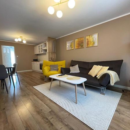 Barwny Zakatek Apartment Augustow Bagian luar foto