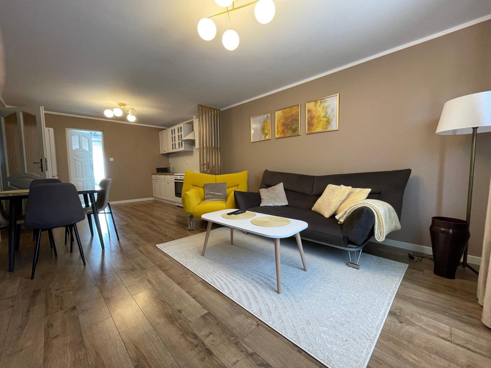 Barwny Zakatek Apartment Augustow Bagian luar foto
